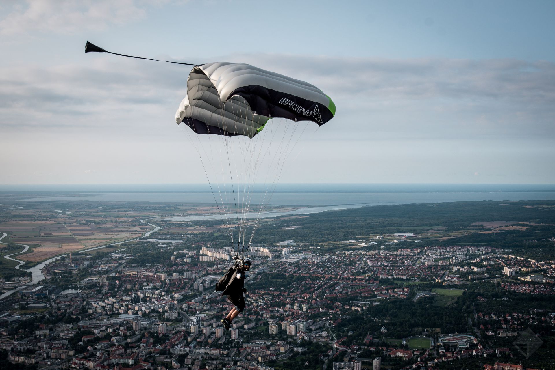 Epicene wingsuit canopy